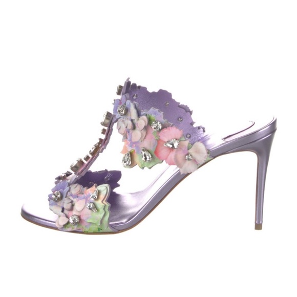 Christian Louboutin Flora 85mm crystal accent wedding heels RETAIL 2,995 - Picture 7 of 11